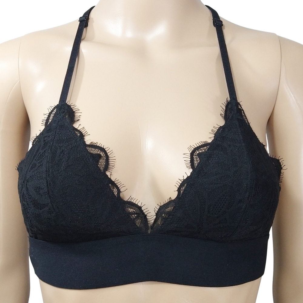 VS PINK | Eyelash Lace Triangle Racerback Bralette in Black | Size XS